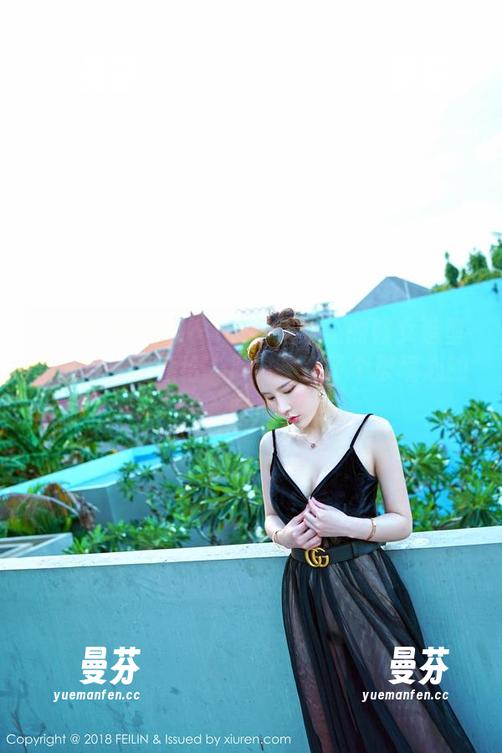 Feilin嗲囡囡 - luna张静燕的修女造型新表现，竟然给“严肃”打了个玻璃心的补丁，图片看吧！