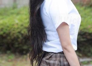 MFStar模范学院 – 果儿Victoria的美足写真，让你忍不住想下载去练练盲点操作。