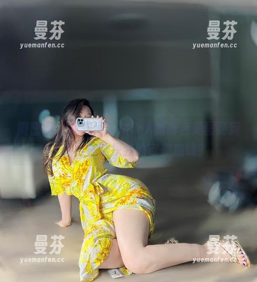 MIYA 微密圈 - 我想问,MIYA的粉色美图更新是不是在试探我的审美底线?