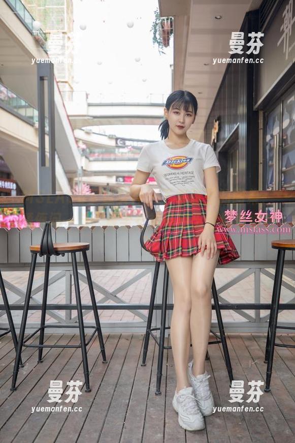 MSLASS梦丝女神-张莹 MSLASS梦丝女神 - 下载张莹的图集,顺便问一句:青学女神何时出专属表情包?