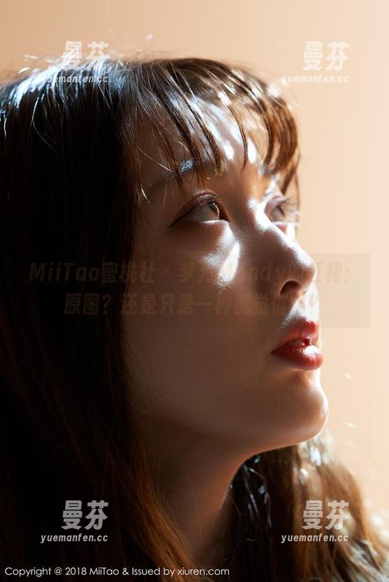 MiiTao蜜桃社-梦乃Mandy MiiTao蜜桃社 - 梦乃Mandy的红裙:原图?还是只是一种视觉催眠?