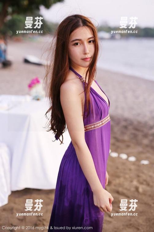 MyGirl美媛馆 - 美桃酱的图集：修女造型再现实，私拍风格太迷人了