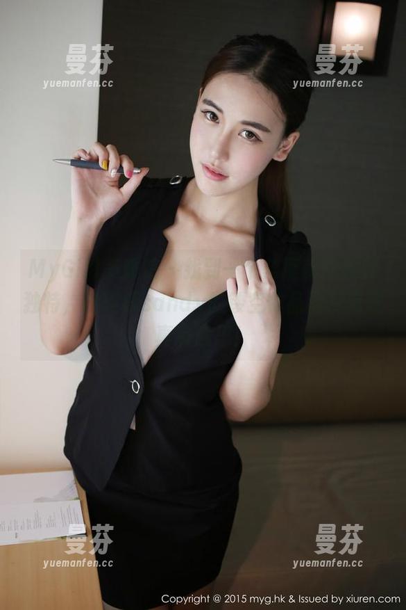 MyGirl美媛馆 - 找到一个角度就能看到独特，薛琪琪sandy的镂空作品图片库里真有意思！