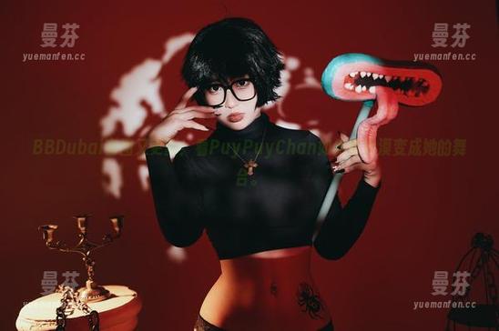 BBDubai套图又更新！看PuyPuyChan如何把沙漠变成她的舞台。