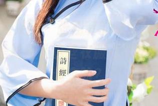 UGirls尤果网 – 张栩菲的制服quickview，她是如何让这些衣服在摄影师面前活起来的？