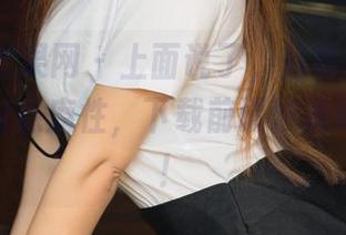 UGirls尤果网 – 上面说了，赵智妍的美图油亮得有点魔性，下载前请准备好被吸引！
