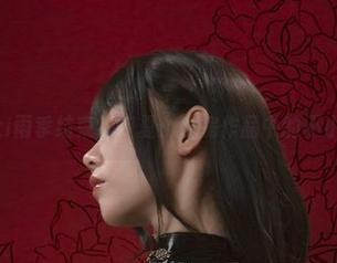 等Uki雨季结束的盛夏：私房作品中的不小情趣