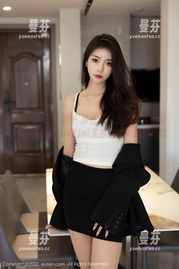 Xiuren秀人网 - 那些电影里的浴室戏份，怎么能和FoxYini孟狐狸的高清美图比！