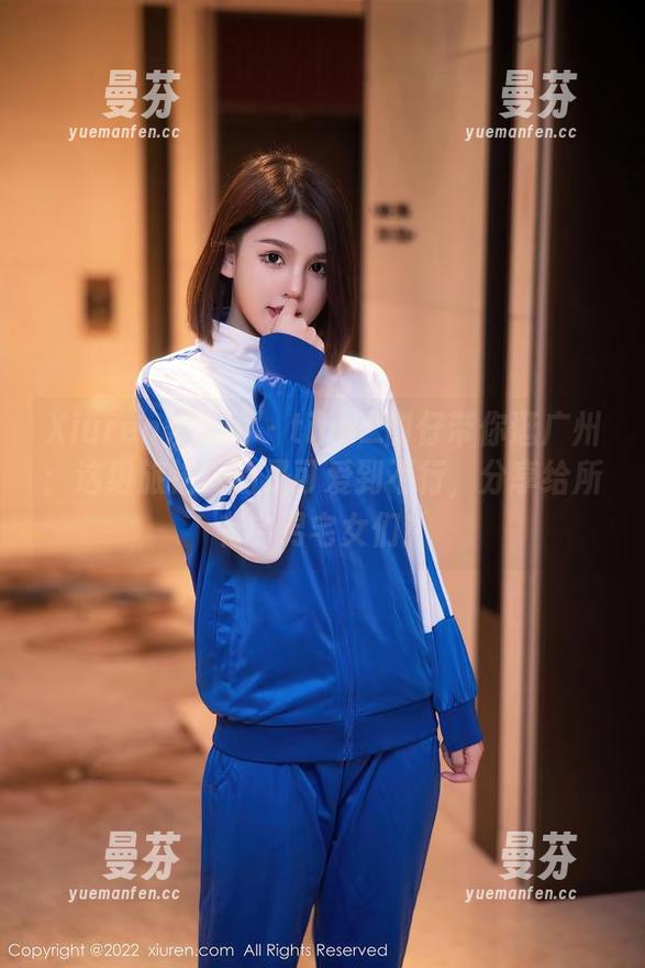 Xiuren秀人网 - tina_甜仔带你逛广州：这组旅拍真的是可爱到不行，分享给所有宅男宅女们！