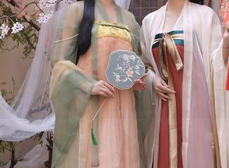 Xiuren秀人网 – 没谁能抵挡大美妞儿礼服的美图，精选合集就是那么撩人！