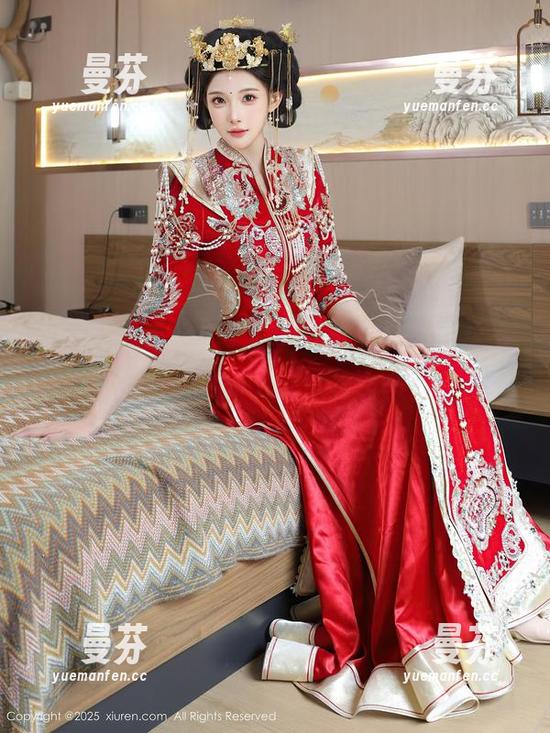 Xiuren秀人网 - 奶芙乔乔的礼服合集，真的有这么多人喜欢这么多层？