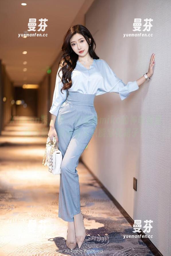 Xiuren秀人网-沈蜜桃miko Xiuren秀人网 - 沈蜜桃miko的神奇裤里丝合集,谁说春天只能穿花裙子?