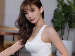 Xiuren秀人网 – 正在寻找“全套”，筱慧的水手服来帮忙，划船不如划心啊！