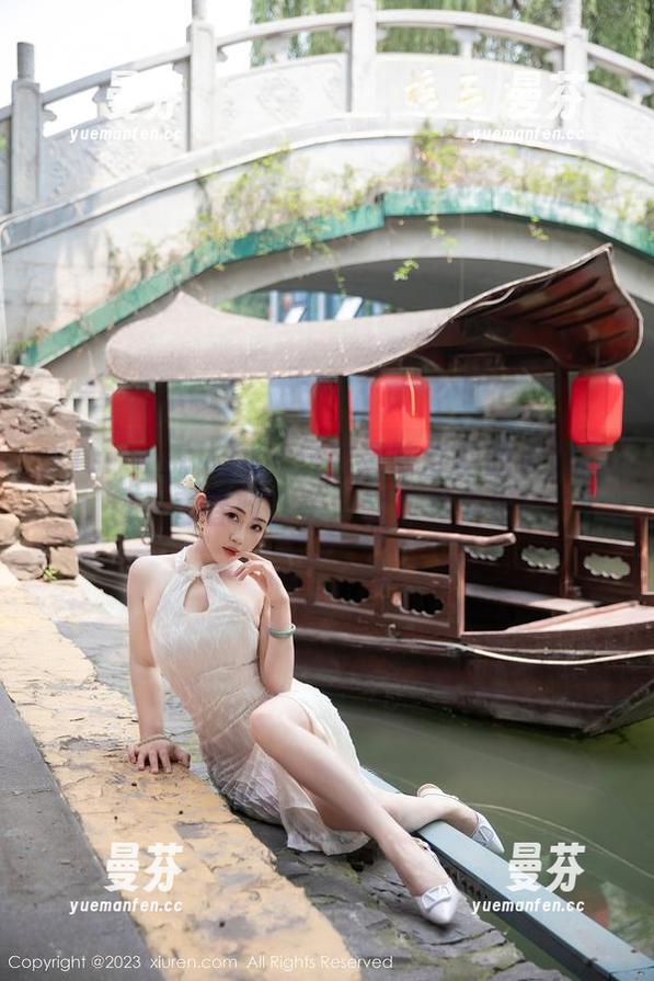 Xiuren秀人网 - 这就是陈舒羽的夏日图包：青春辣么美，就是要突显！