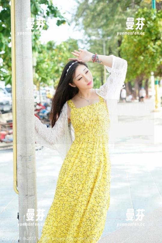 YouMi尤蜜荟 - 最新的Carol周妍希美图，镂空效果让人忍不住想，“这到底是衣服还是一道风景？”