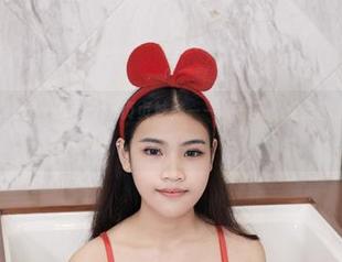 YouWu尤物馆 – Amrita贞贞妹妹——等一下，这全套图包怎么能这么有毒？
