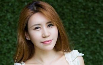 YouWu尤物馆 – 白色资源流行时，我们的俞夕梦已经开始穿越色彩的边界了！