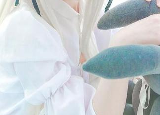 谁来挑战一小央泽的黑龙少女图包？下载吧，碾压你的想象！