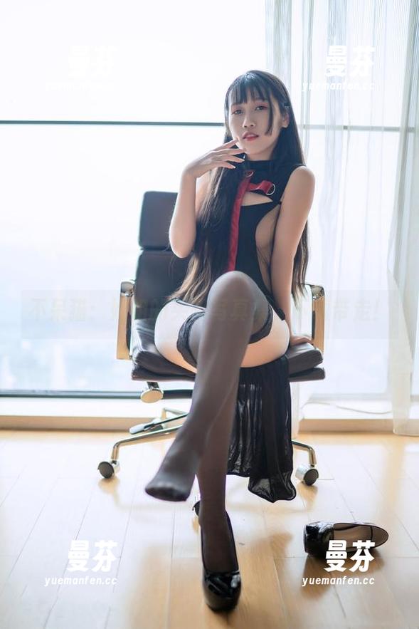 不呆猫：姐姐的买醉写真集，下载带走！