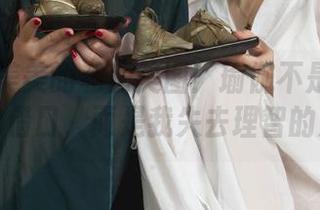 丽柜 – 美美的私房美图：瑜伽不是我失去平衡的借口，而是我失去理智的开始！