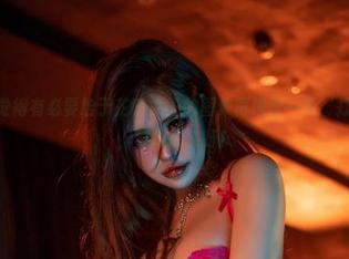 微密圈 – 我觉得有必要给于芷晴女王的图集再增设一个‘打Call’按钮，更新快来呀！