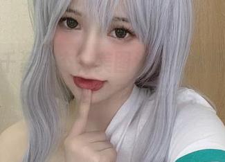 女孩的千姿百态，美图送上，倦倦喵的图包让你控制不住点赞。
