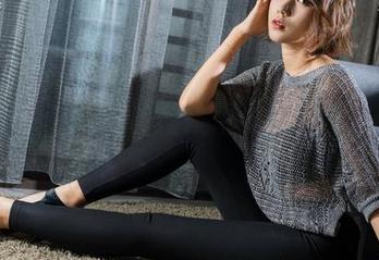 克拉女神 – 这一波牛仔裤写真，钟淇你让我无从招架啊！