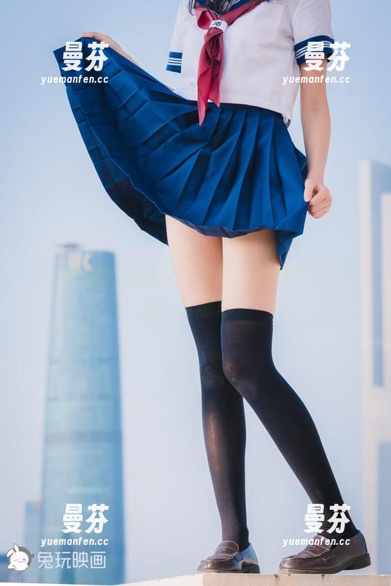兔玩映画的蕾姆护士私拍，琢磨着这画面是什么意思？