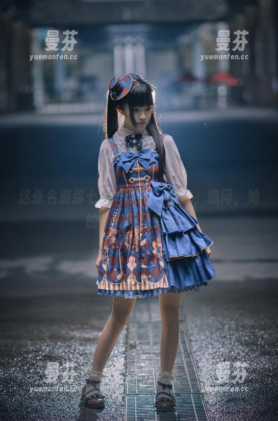 这张名濑弥七的“甜心”照片，想问，她的糖在哪里买的？