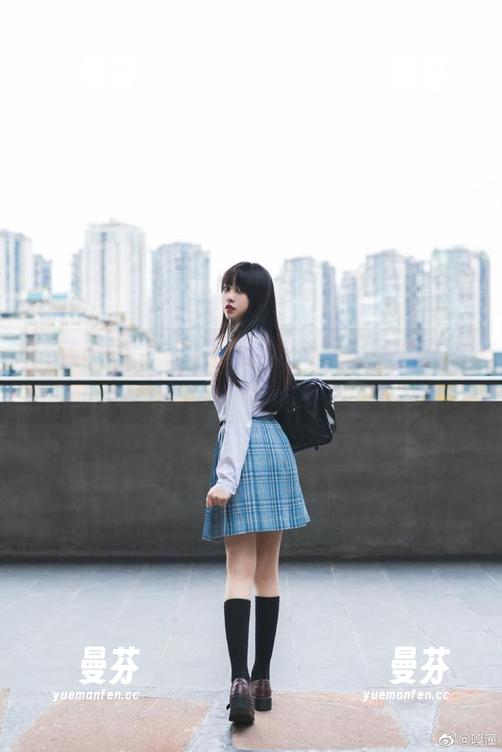 嘎潼空姐cos，飞得也太远了，作品里隐藏了多少小心思？