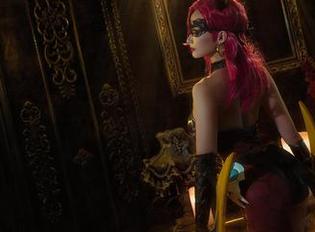 如月灰全新力作：赤发魅魔原图，你准备好面对这股不只色彩的炙热感了吗？