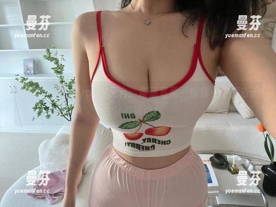 微密圈 - 安妮yoo的天台：高清写真，给你一个直击天际的理由！