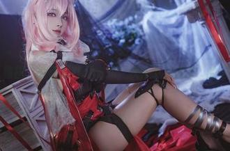 这才是‘棉袜’的正确打开方式，快来下载宫本桜的写真集吧！