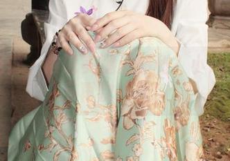 小众视觉 – 谁说美腿没福利？小琳儿的作品再次颠覆！