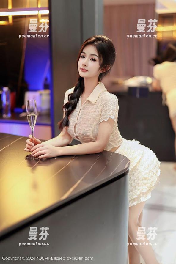 尤蜜荟 - 红+存储=网盘，刘钰儿的写真非看不可，收藏随意。