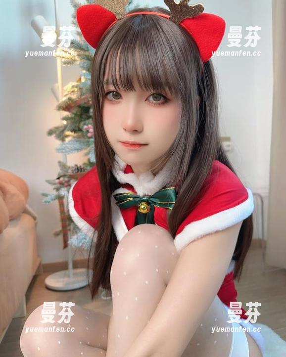 观看之余，陷入“布丁大法”学妹的眼眸