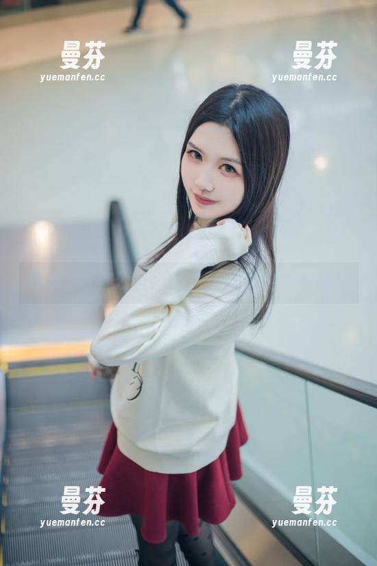 希希_啾办公室：私房合集里的踮脚香气
