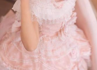 精选幼水铃衣泳池，明明只是写真，却有种想沉迷的感觉。