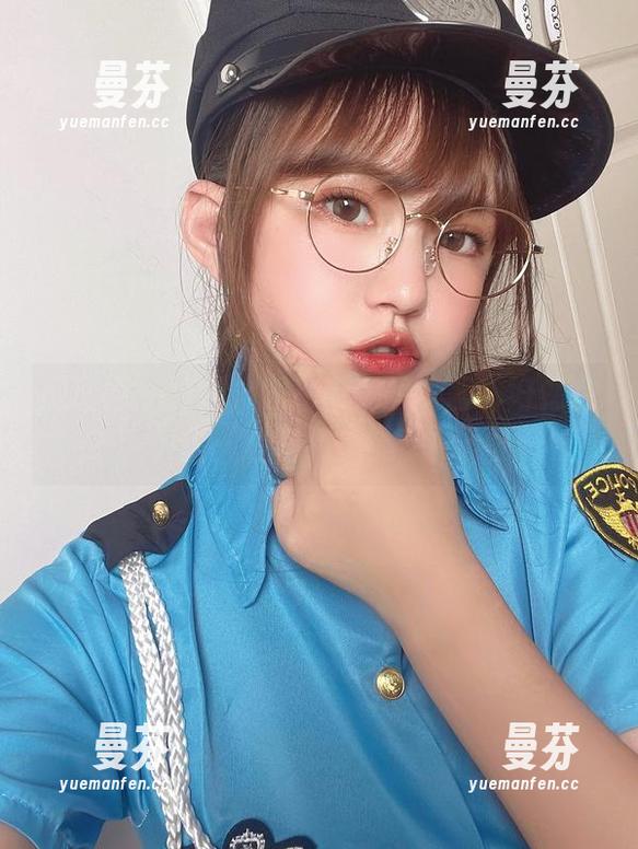 微密圈 - 张思允的吊带黑丝美图，好像在说：快看我太美了！