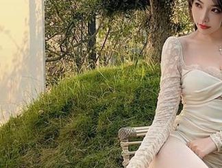 微密圈 – 徐莉芝Booty的比基尼图片…分享后，留给我的谜题越来越多了！