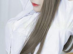 抱走莫子aa，将美足记录成图集珍藏！