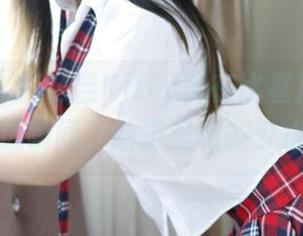 推女神 – 施忆佳Kitty酱在比基尼里的那些精选瞬间，脑子里有多少水花？