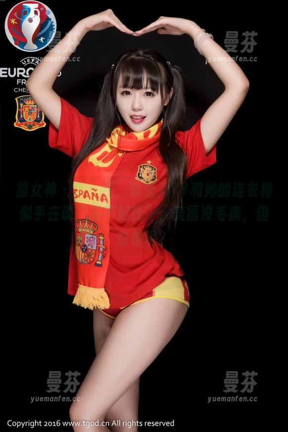 推女神-颖莹儿YY 推女神 - 乍一看,颖莹儿YY和她的连衣裙似乎在说“买不起我”,美图没毛病,但价格呢?