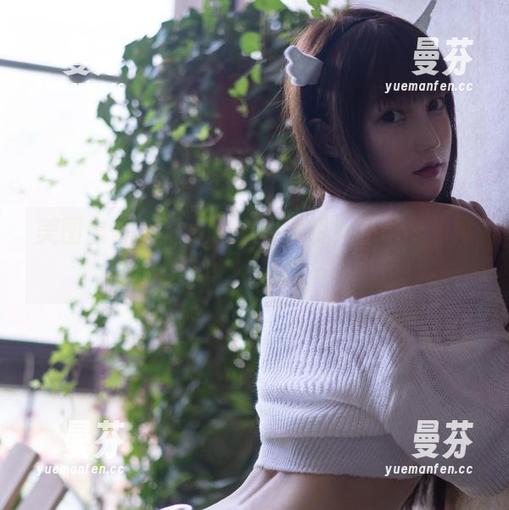 美图出击：星野咪兔的透明女仆cos，真让人止不住想……