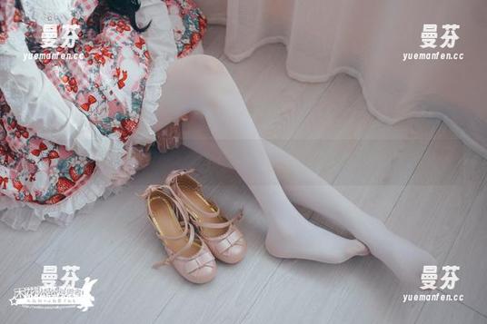 木花琳琳是勇者的黑白cos大集合，高清到你以为她超现实！
