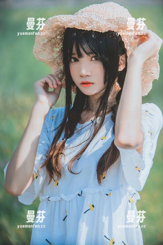 桜桃喵的秘书之美图：今天的工作应该是...如何让老板每天都请我吃饭？