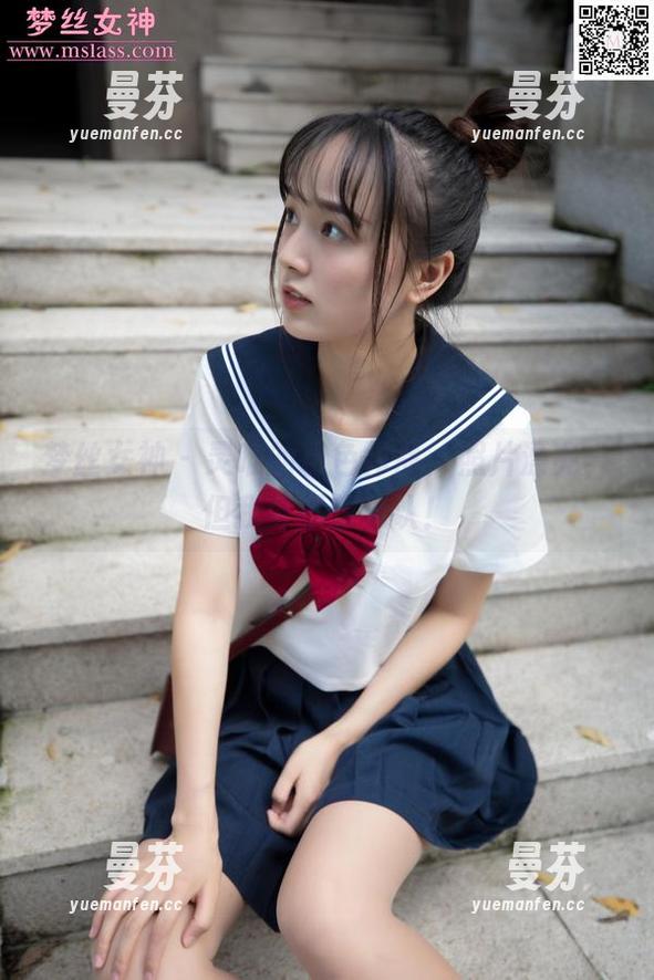 梦丝女神 - 灵唯的粉色作品：照片漂亮，但我可不想承认！
