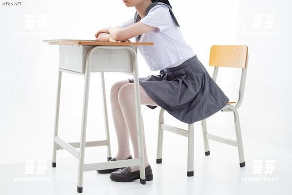 森萝财团 越野山林的白丝美图,森萝财团教你怎么野外也是个秀场!