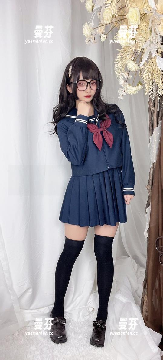 洛璃LoLiSAMA 浴室里的高雅全套:洛璃LoLiSAMA与你的视觉“水战”。