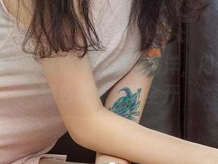 爱尤物 – 图集徜徉在黑色海洋，周于希的黑色泡沫分享全开